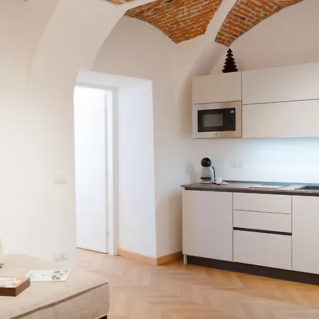 Belvedere 237 Lakeview Terrace Luxury Ghiffa