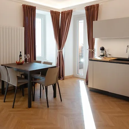 Belvedere237 Lakeview Terrace Luxury Apartment