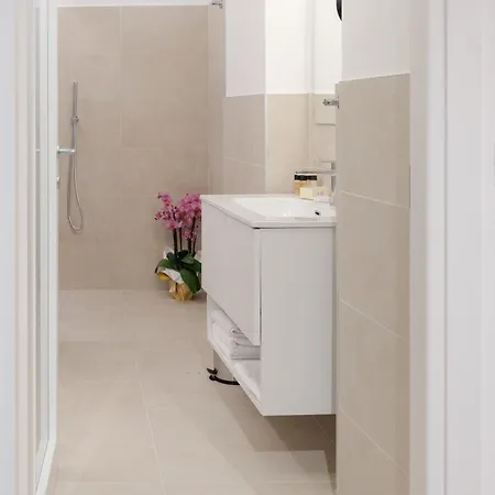 Belvedere237 Lakeview Terrace Luxury Apartment