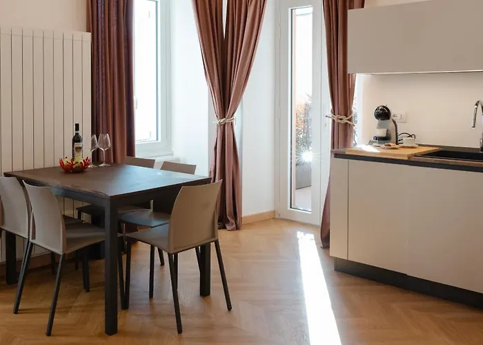 Belvedere 237 Lakeview Terrace Luxury Apartament